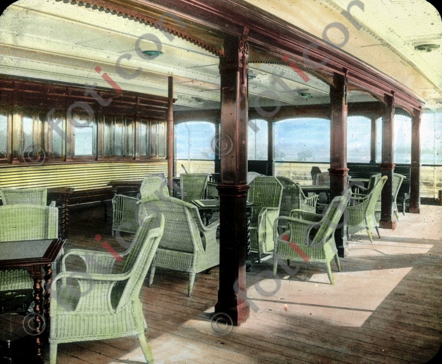Deck der RMS Titanic | Deck of the RMS Titanic - Foto simon-titanic-196-017-fb.jpg | foticon.de - Bilddatenbank für Motive aus Geschichte und Kultur